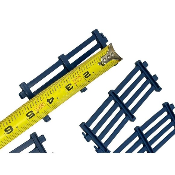 Breyer Playset Replacement Stablemates Accessories Fence Pieces Hay Straw Bale… - Picture 3 of 4